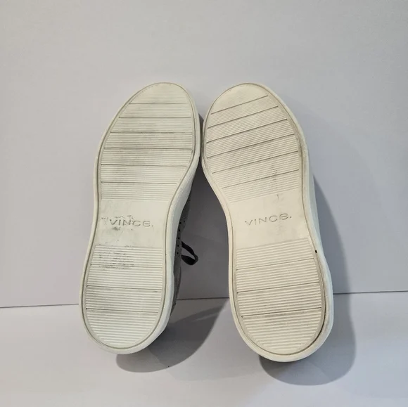 VINCE BRADY SUEDE SNEAKERS 8.5